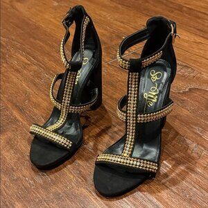 Size 9 4.5 inch Heels Elegant Black and Gold Women's Heels